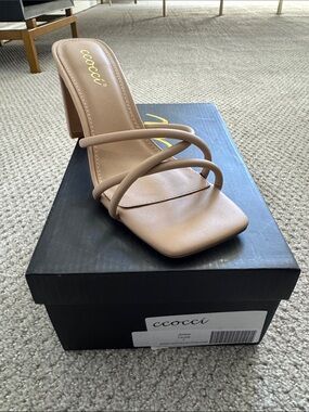 VICI - CCOCCI- Jenna- Taupe Triple-Strap Square-Toe Block Heel Mule